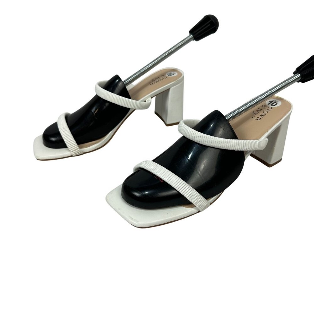 Crown & Ivy Womens Black & White Block Heel Sandals Size 10M